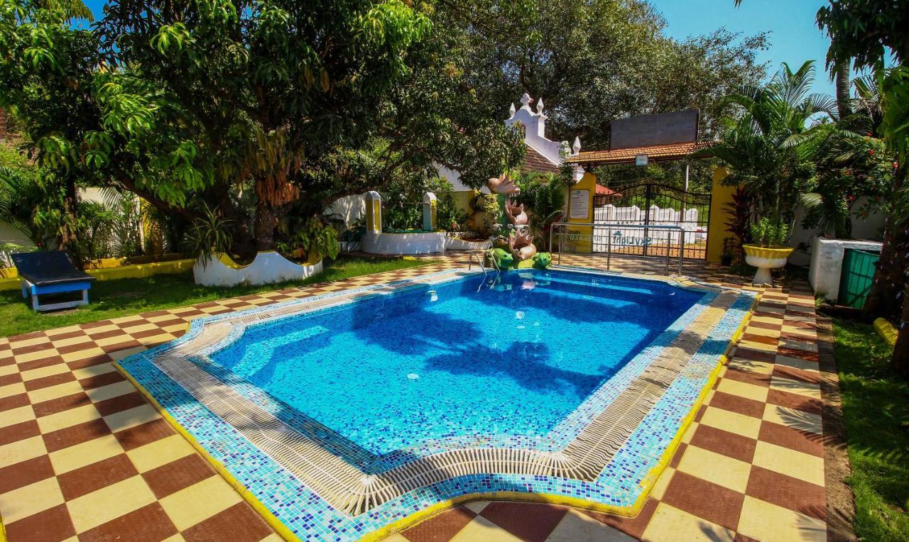 Treebo Trend Skylight Royal Stay Candolim Exterior foto